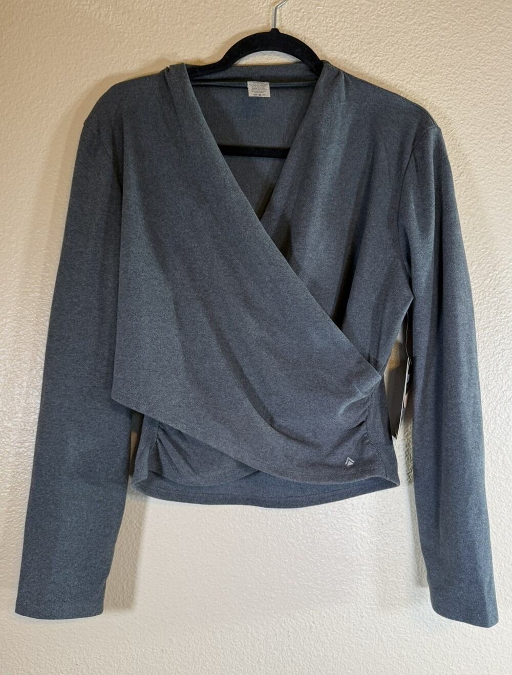 NWT Cali Sport XL Cropped Top Surplice V-Neck Long Sleeve Gray